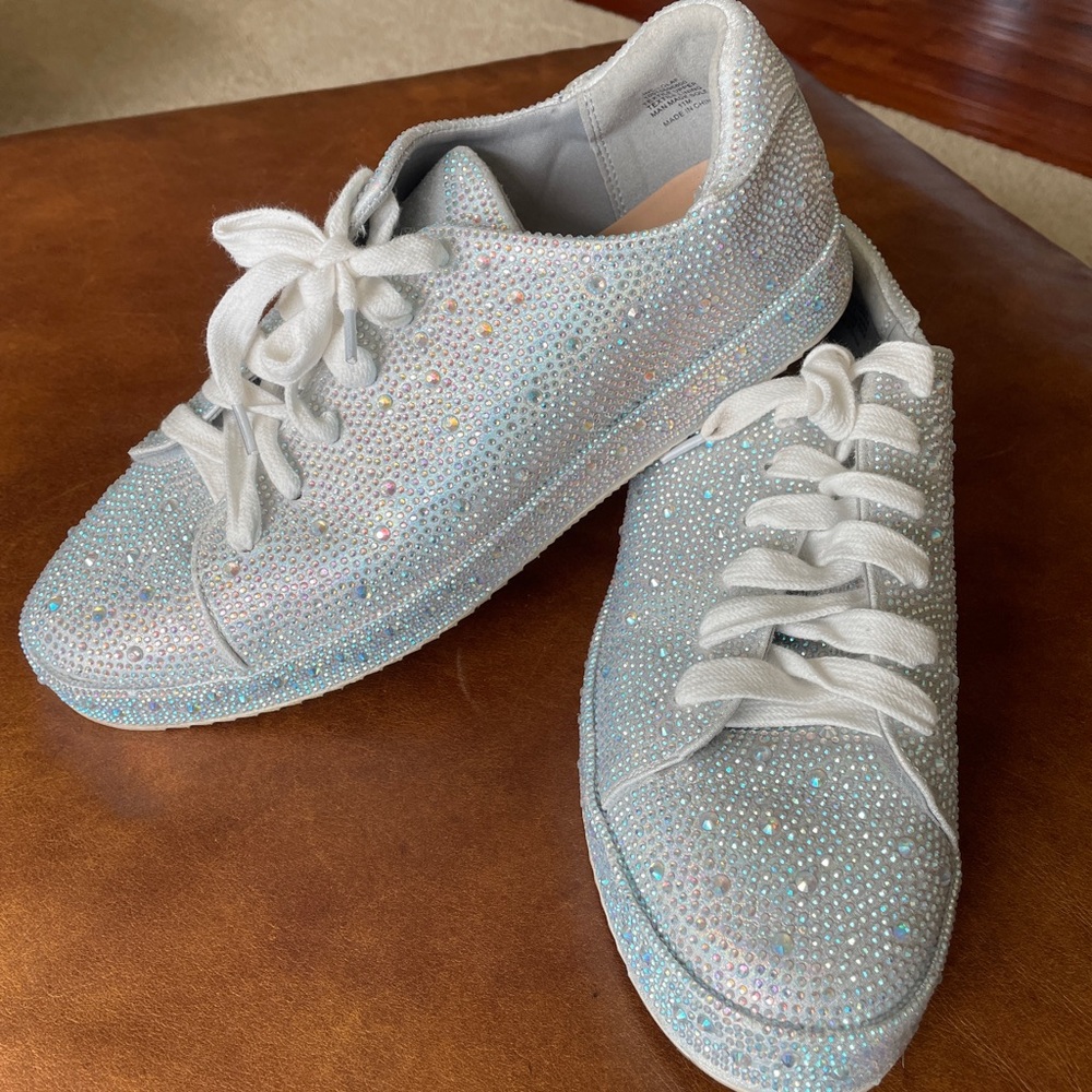 INC International Concepts Glittering White Sneakers - Picture 3 of 4